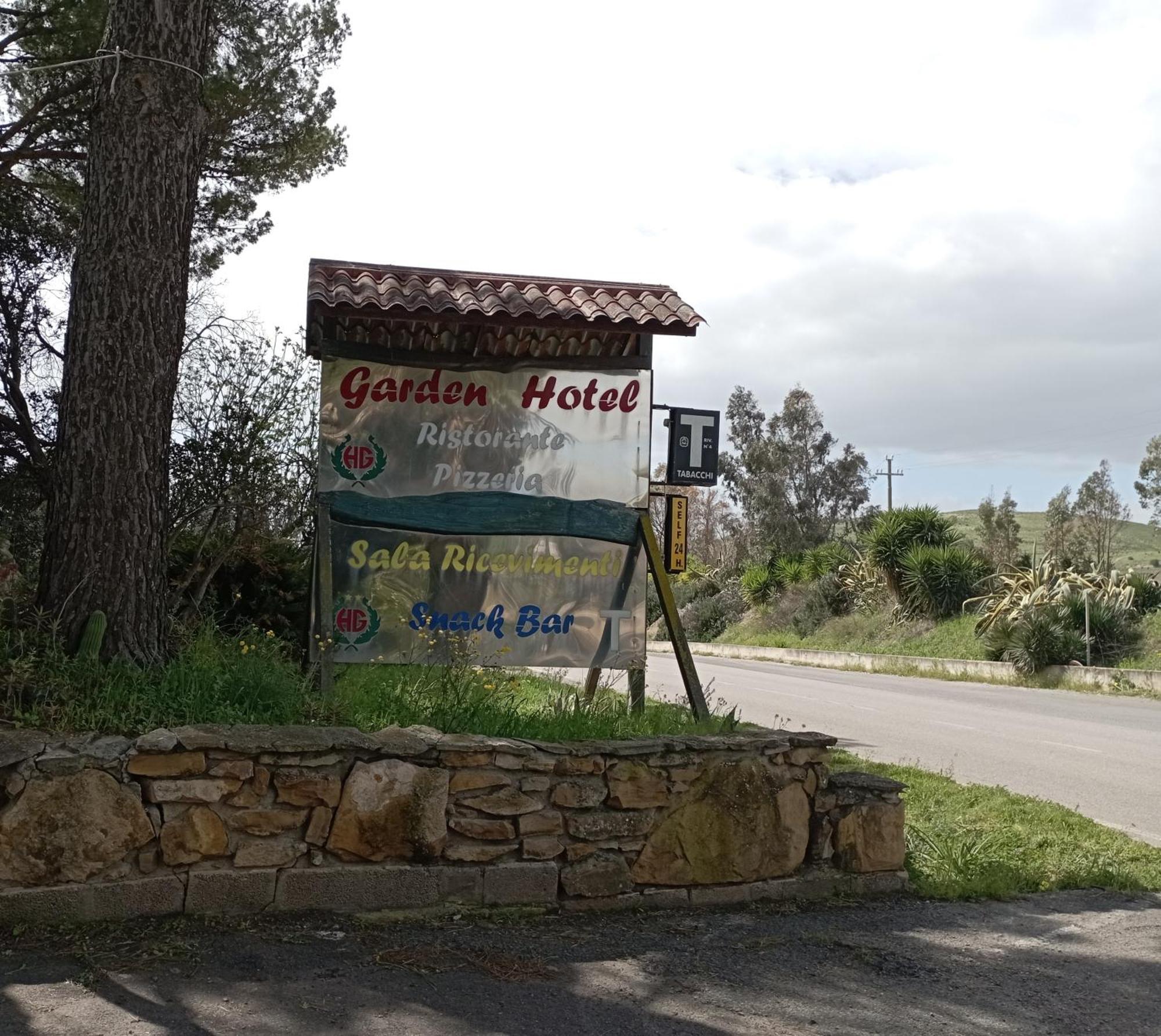 Hotel Garden Nuraminis Exterior photo